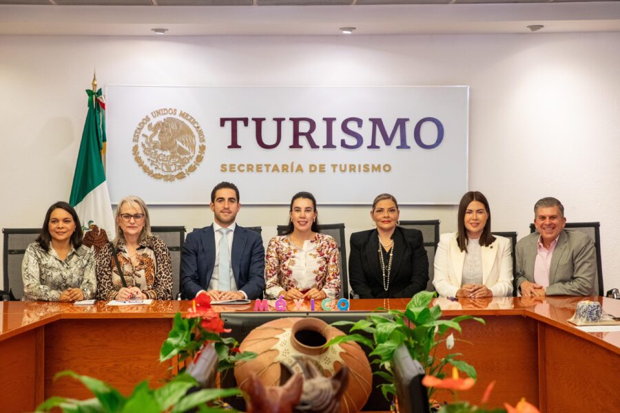 Josefina Rodríguez encabeza reunión de coordinación con la Comisión de Turismo del Senado de la República