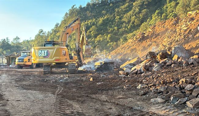 Intensifican trabajos SICT y CAPUFE para habilitar camino provisional de Acatzingo-Ciudad Mendoza