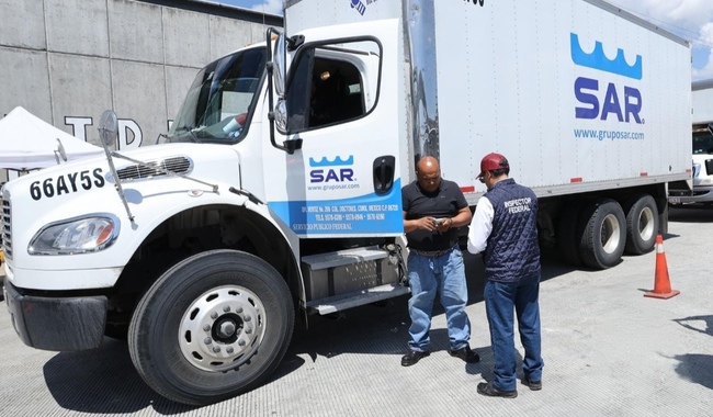 Fija SICT periodos para verificación obligatoria del autotransporte federal