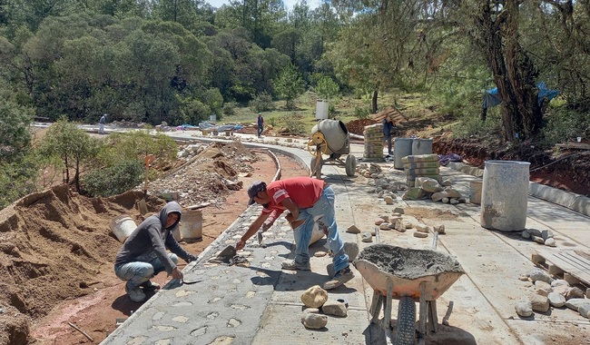 Sumarán 437 km de atención a caminos artesanales en el país: SICT