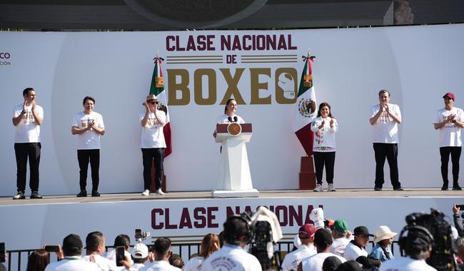 Boletín 111. Participa titular de la SEP en la Clase Nacional de Boxeo