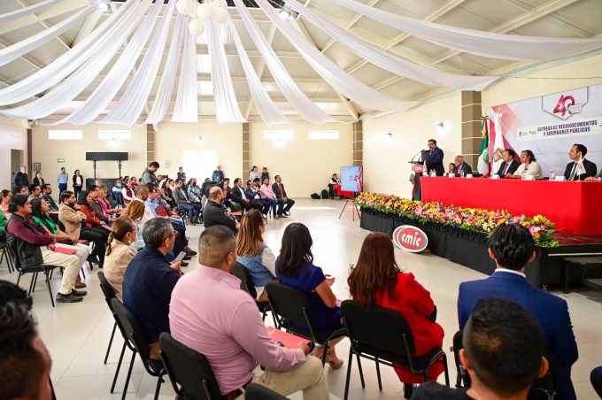 Fortalece Gobierno del EdoMéx la Obra Pública con la profesionalización de 200 servidores públicos