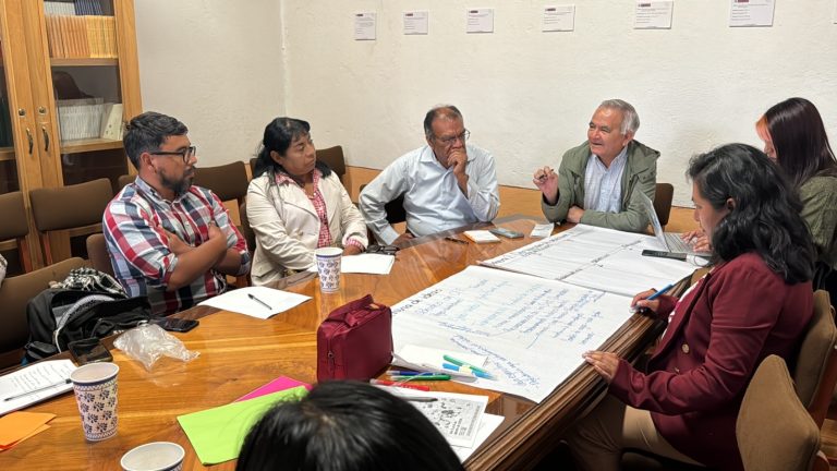 La Secretaría del Agua impulsó con éxito los programas “Promotores Comunitarios” y “Mujeres Plomeras”