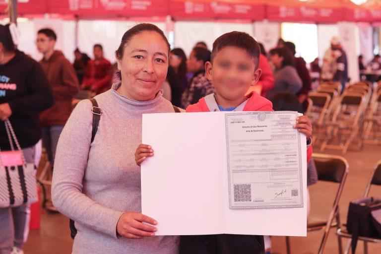 Incrementa Gobernadora Delfina Gómez Álvarez a 110 los servicios gratuitos o de bajo costo en las Caravanas Itinerantes por la Justicia Social