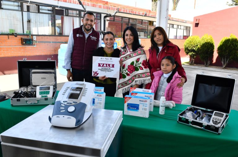 Entrega Gobierno del Estado de México equipamiento a 21 sistemas municipales DIF para reforzar servicios de terapia física y de lenguaje