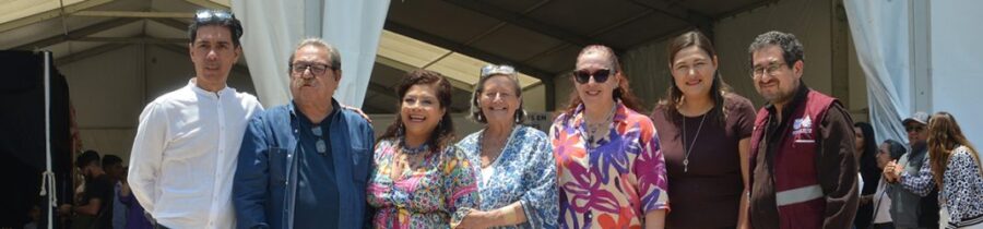 Jornada de lectura masiva en el Zócalo