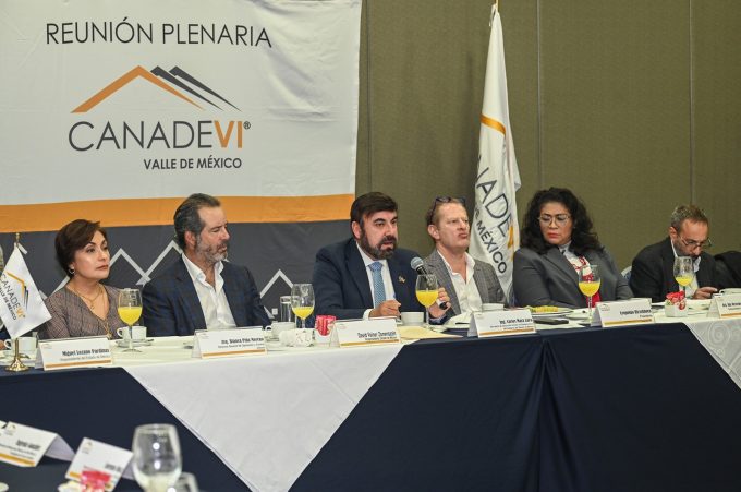 Acceso a la vivienda adecuada, poderosa palanca de desarrollo y bienestar para las familias mexiquenses: coinciden Sedui y Canadevi