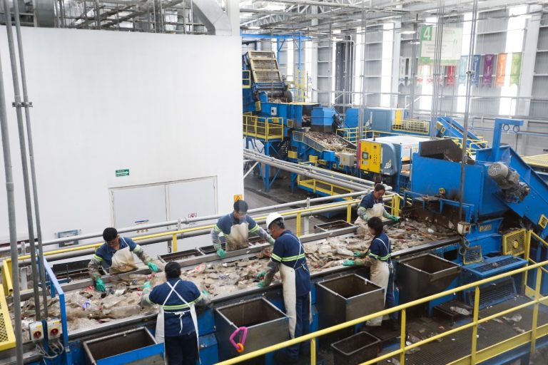 Escala EdoMéx más de 13 posiciones en crecimiento económico y supera el promedio nacional en el Tercer Trimestre de 2024