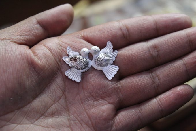 “Manos mágicas” mexiquenses transforman metal y piedras preciosas en hermosas piezas de orfebrería y joyería
