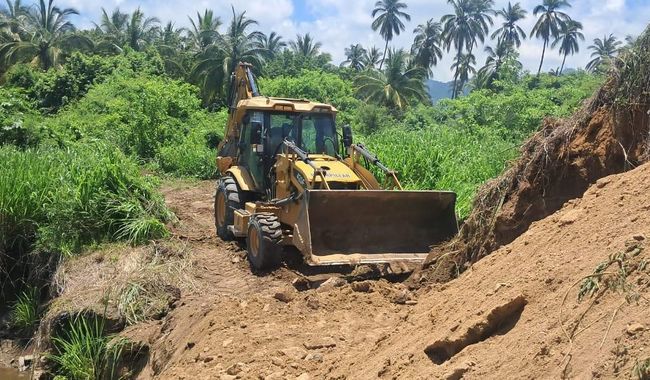 Avanza SICT en la atención de 2 mil 920 km afectados por huracán “Erick”