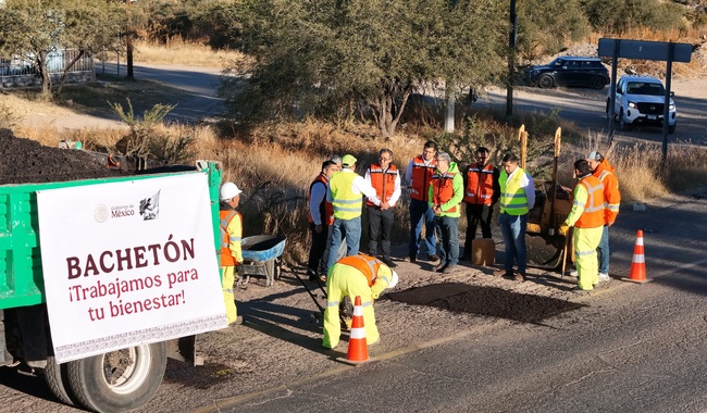 Programa Bachetón repara 21 mil 496 baches en los últimos cuatro meses