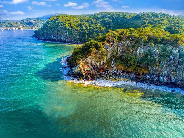 Sectur destaca el reconocimiento al estado de Nayarit como destino turístico para este 2026 por tres medios especializados