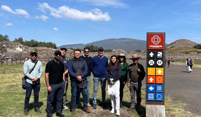 Equipo_de_producci_n__de_la_TIKA__de_la_Direcci_n_de_Operaci_n_de_Sitios_del_INAH_y_de_la_zona_aqueol_gica