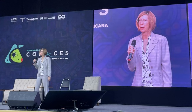 SPACE-X_EN_M_XICO__SE_PRESENTA_A_KATHY_LUEDERS_EN_CONACES_2024
