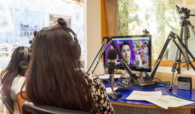 SEMILLEROS CREATIVOS CELEBRAN EL DÍA MUNDIAL DE LA RADIO FORTALECIENDO LA VOZ COMUNITARIA