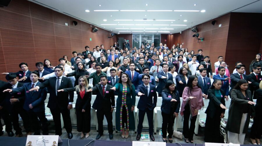 Realizan en el Senado Parlamento Juvenil “Las Voces de la Nueva Era 2025”